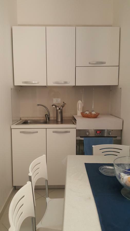 Al Porticciolo Bed and Breakfast Salerno Esterno foto